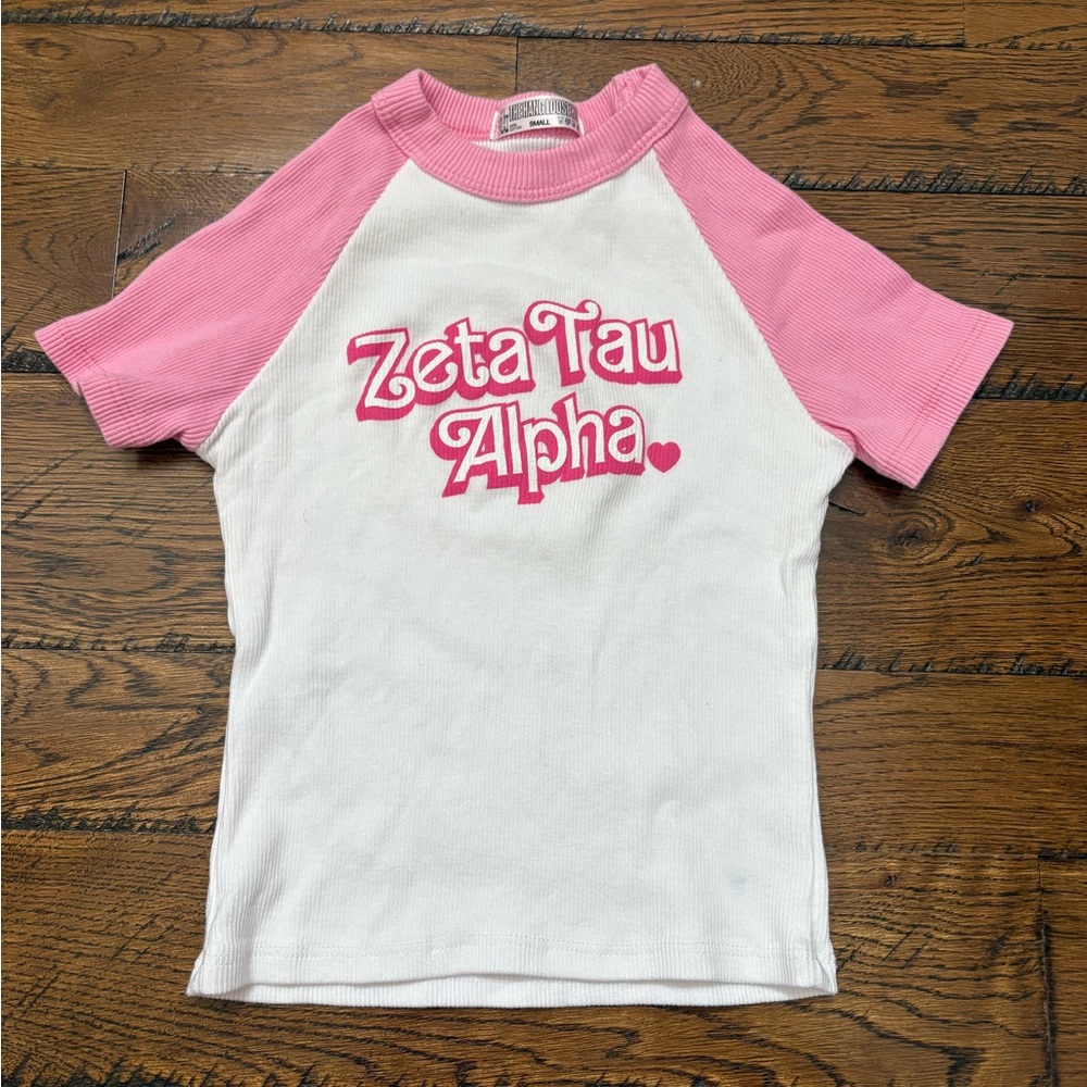 Zeta Tau Alpha hangloose hut cropped tee